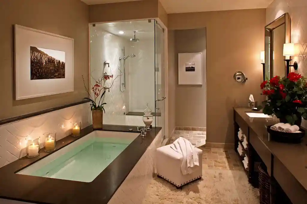 hotels with hot tub in room